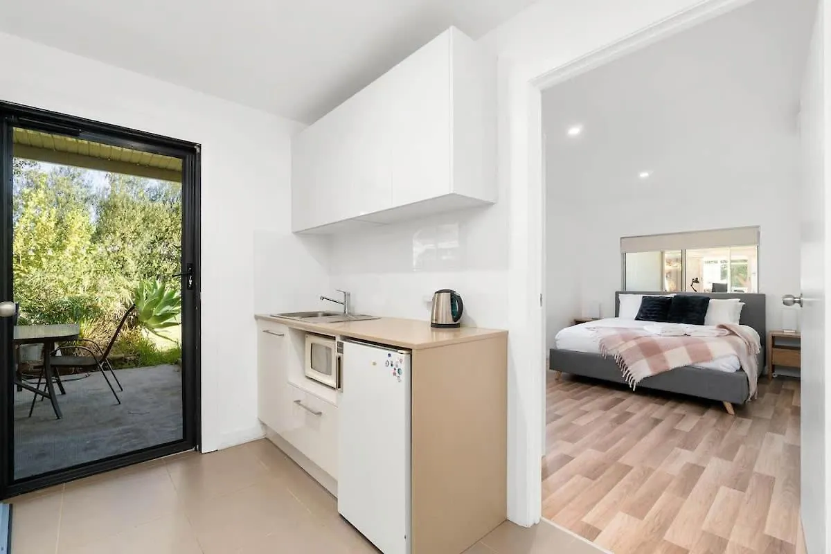 Tatil Evi The Spacious & Elegant Vacation Haven - Glenside Adelaide
